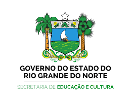 Brasão do Governo do Estado do Rio Grande do Norte, destacando o emblema oficial com símbolos regionais, coqueiros e paisagens naturais. Logo da Secretaria de Educação e Cultura com foco no desenvolvimento educacional e cultural do estado